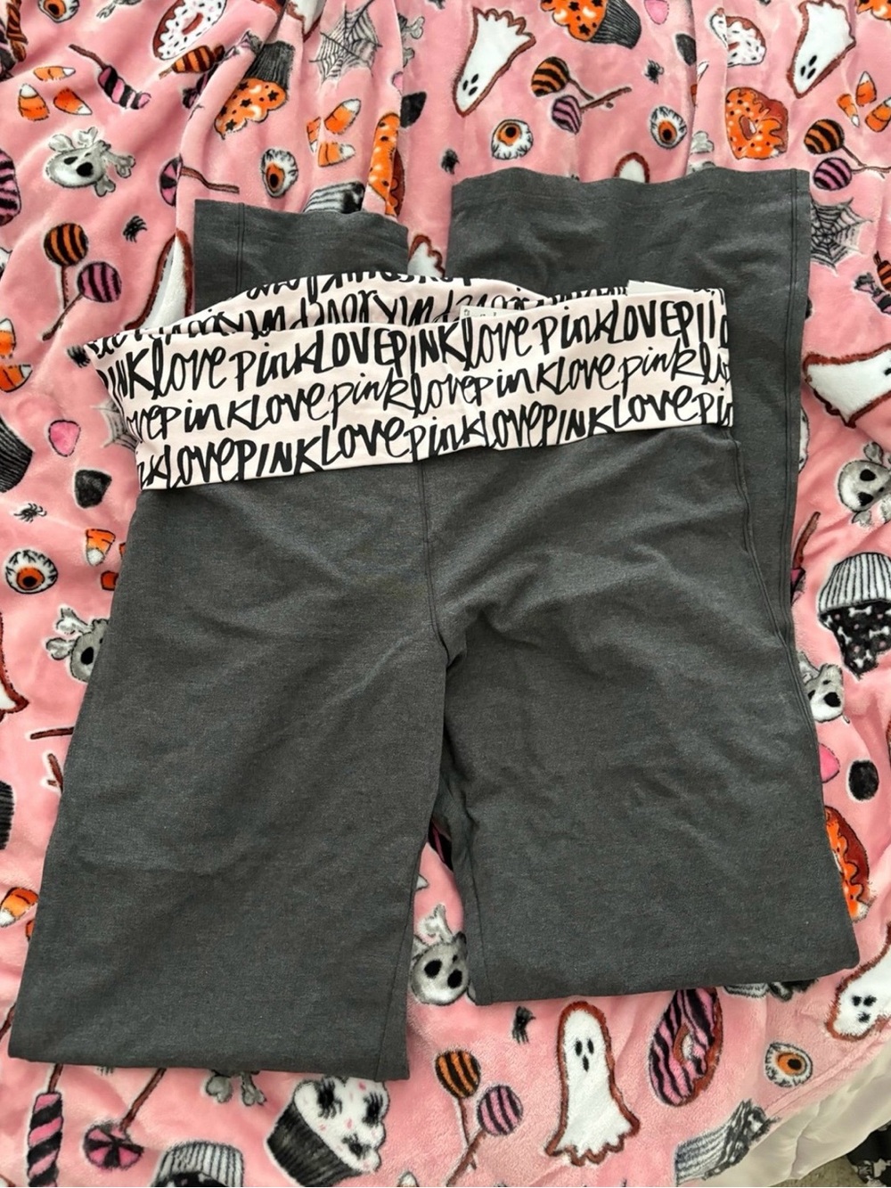 PINK Victoria's Secret all day fold over Flared Leggings - Picture 5 of 7